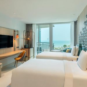 Standard Twin Room Ocean View Bay Tower